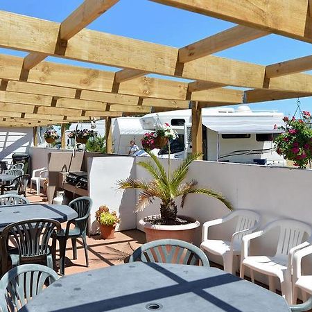 Ninety Mile Beach Holiday Park Waipapakauri Екстер'єр фото
